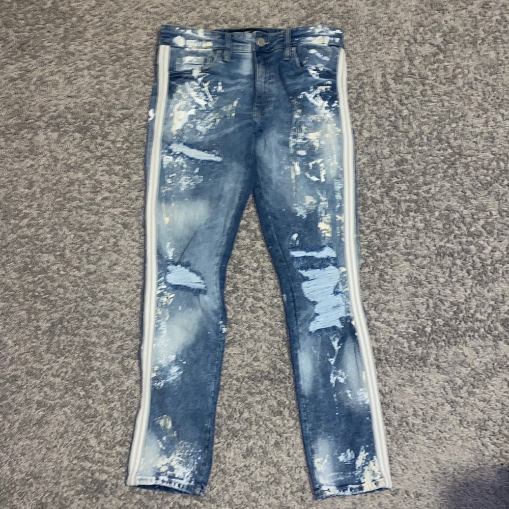 Jordan Craig light blue destructed jeans with white paint splatter